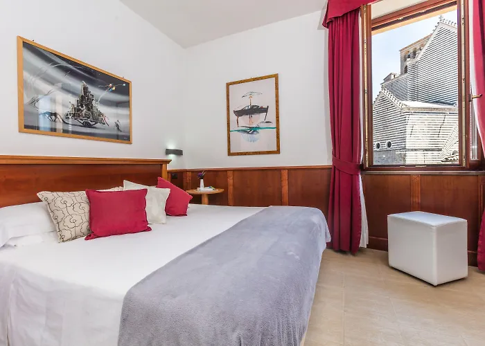 Duomo - Etruria Collection אורביאטו