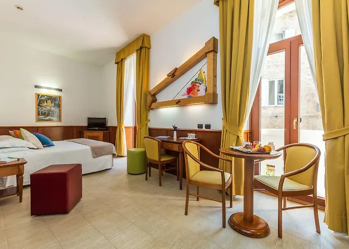 Duomo - Etruria Collection